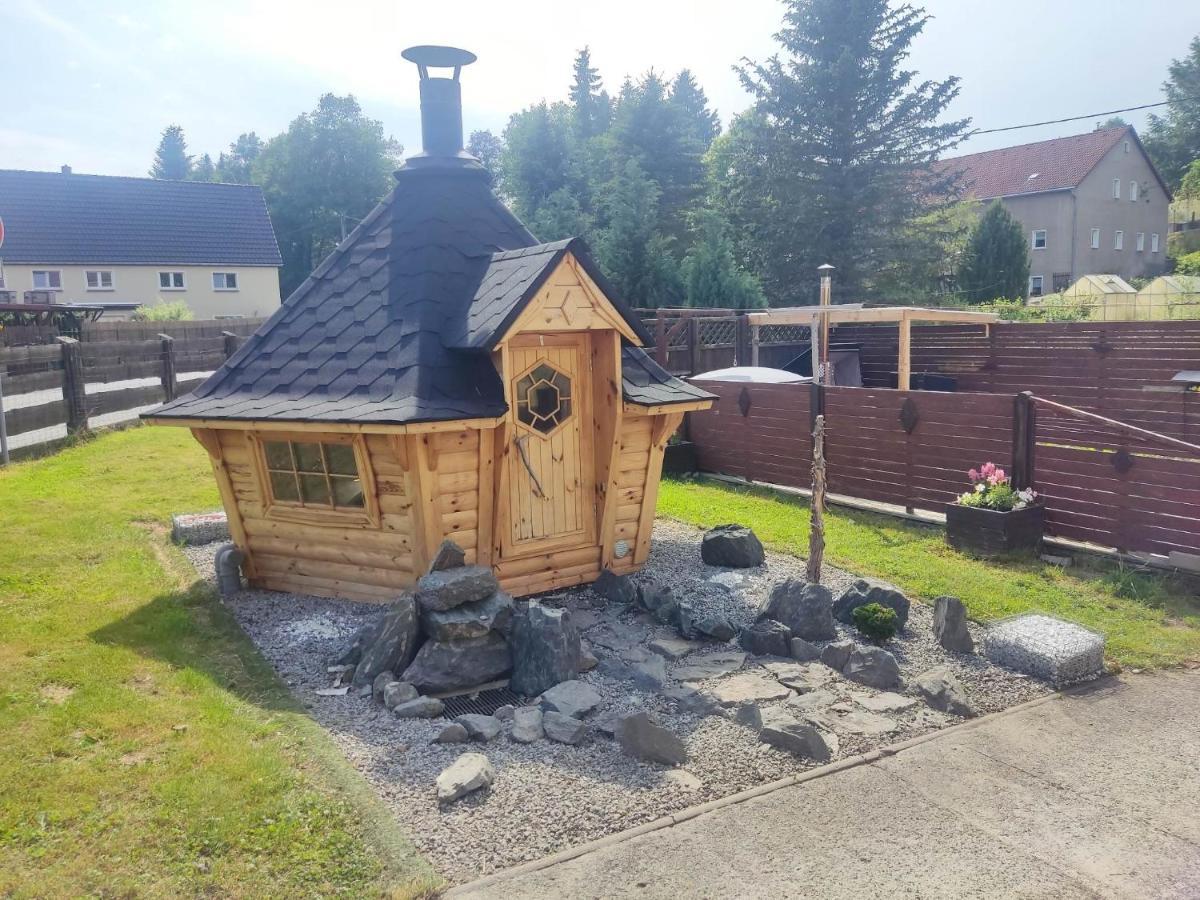 Ferienwohnung Am Hofladen Hellendorf - Saechsische Schweiz Bad Gottleuba-Berggiesshuebel Bagian luar foto
