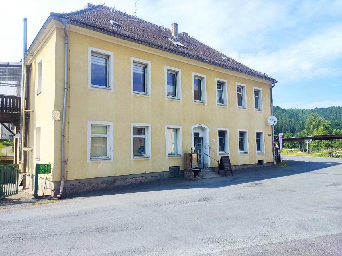 Ferienwohnung Am Hofladen Hellendorf - Saechsische Schweiz Bad Gottleuba-Berggiesshuebel Bagian luar foto