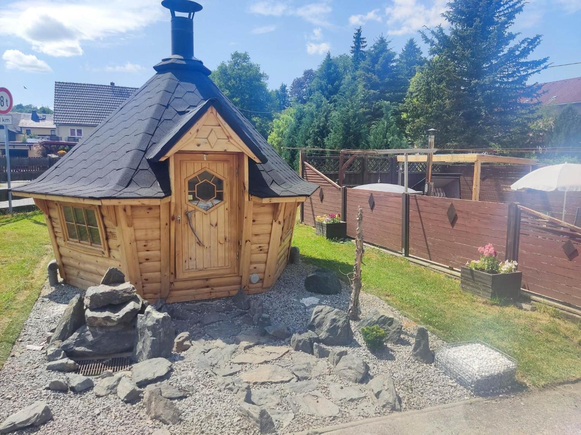 Ferienwohnung Am Hofladen Hellendorf - Saechsische Schweiz Bad Gottleuba-Berggiesshuebel Bagian luar foto